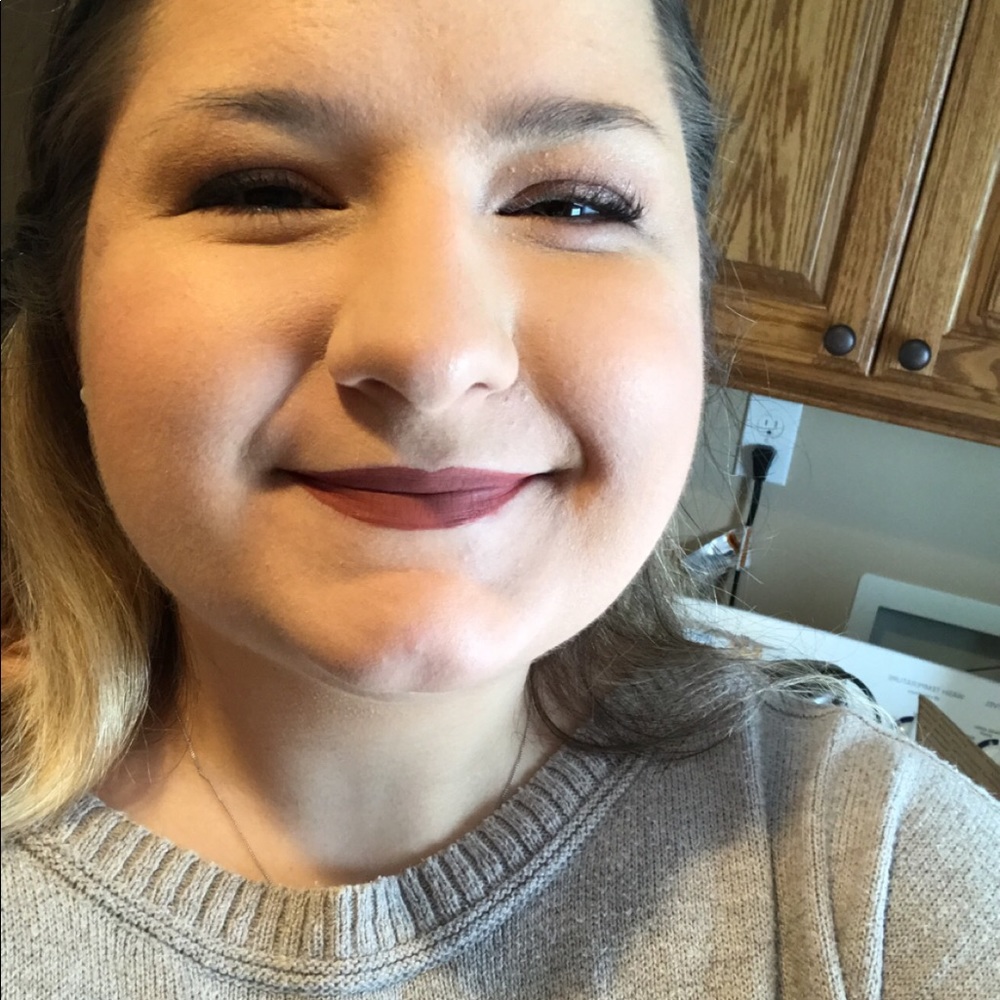 Meet your Posher, Ellyn